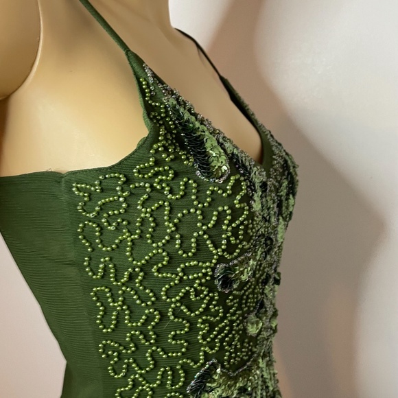 Y2K gorgeous emerald beaded camisole with layers! - Picture 11 of 11